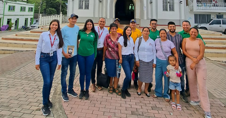 Reunión estratégica en San Pablo de Borbur, Santander, fortalece alianzas para la comercialización de fertilizantes