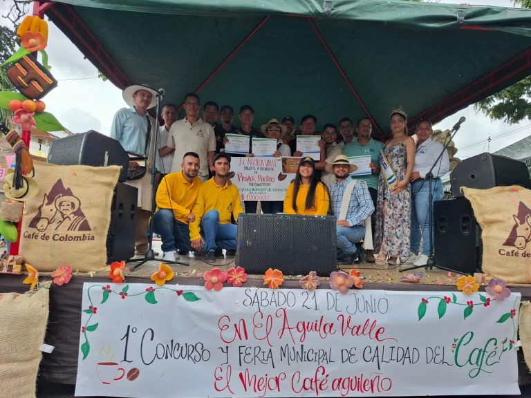 Agrocafé y Evoagro estuvieron presentes en el primer concurso de calidad del café en El Águila, Valle del Cauca