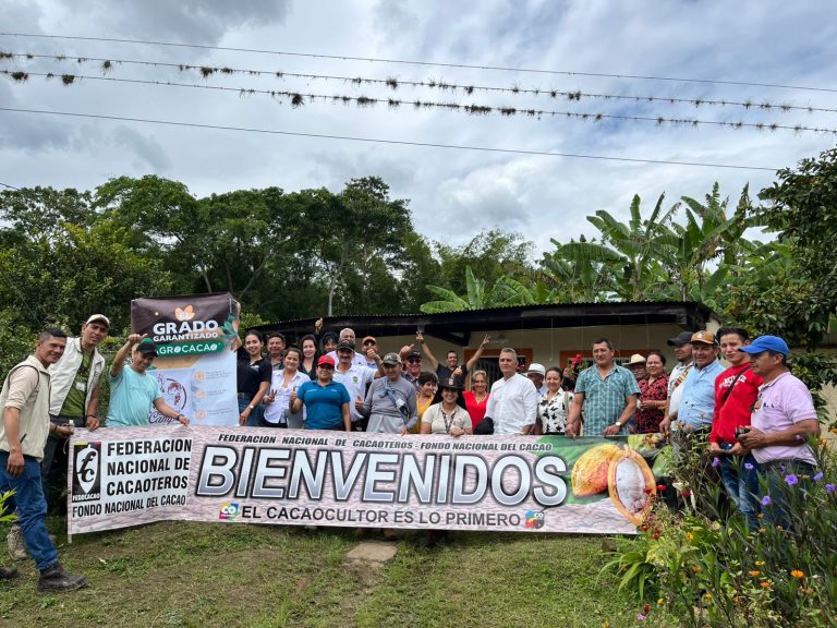 Capacitación en nutrición del cacao en Timaná, Huila, con el fertilizante AGROCACAO