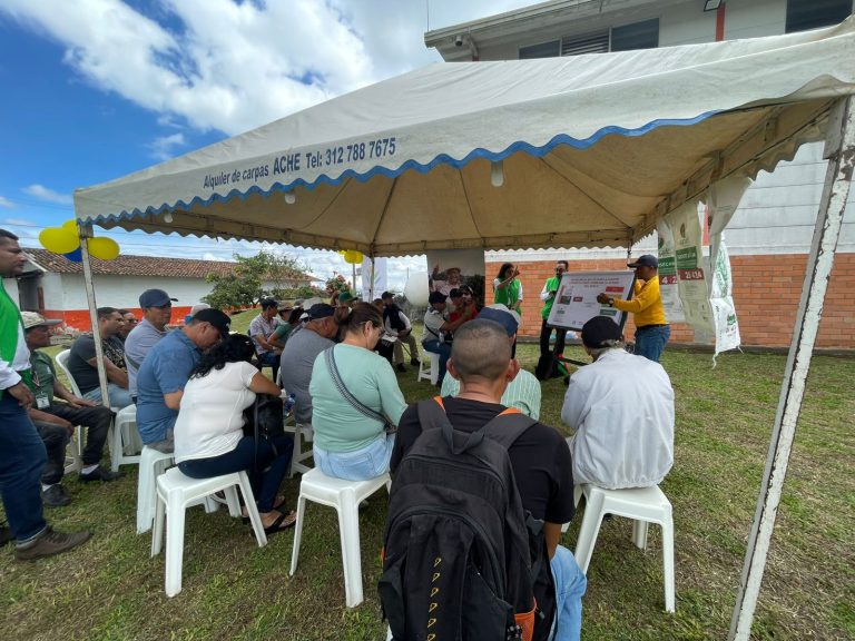 En el norte del Valle del Cauca se fortaleció la nutrición del café
