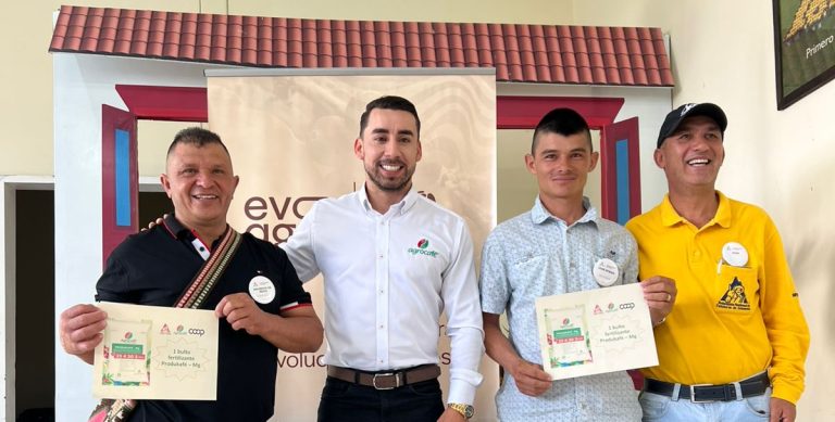 Finalizan giras técnicas de Antioquia con capacitación a 80 líderes cafeteros en Chinchiná